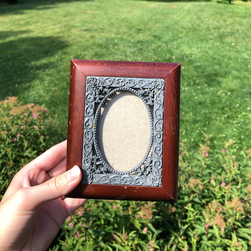 Wooden jewelry box with picture frame